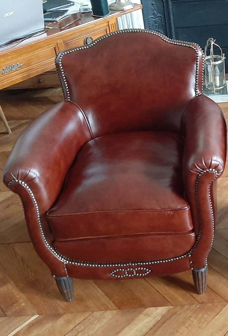 Fauteuil club de famille après restauration par Atelier Paul